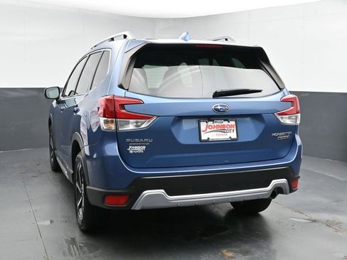 Used 2022 Subaru Forester Touring image 6