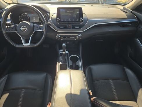 Certified 2024 Nissan Altima 2.5 SR FWD image 12