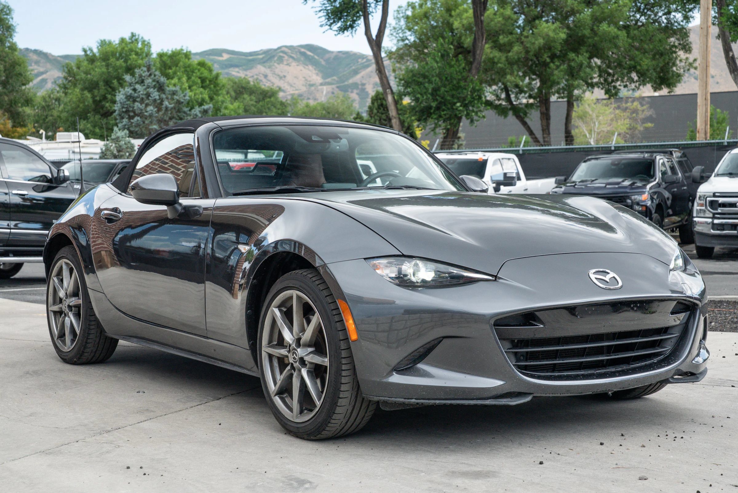 Used 2023 MAZDA MX-5 Miata Grand Touring RWD image 11