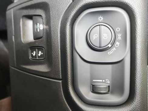 Used 2022 RAM 1500 Big Horn AWD/4WD image 23