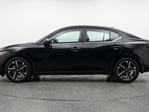 Used 2025 Nissan Sentra SV FWD image 4