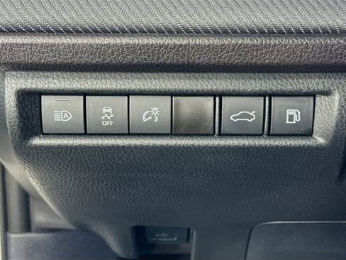 Certified 2025 Toyota Camry SE FWD image 11