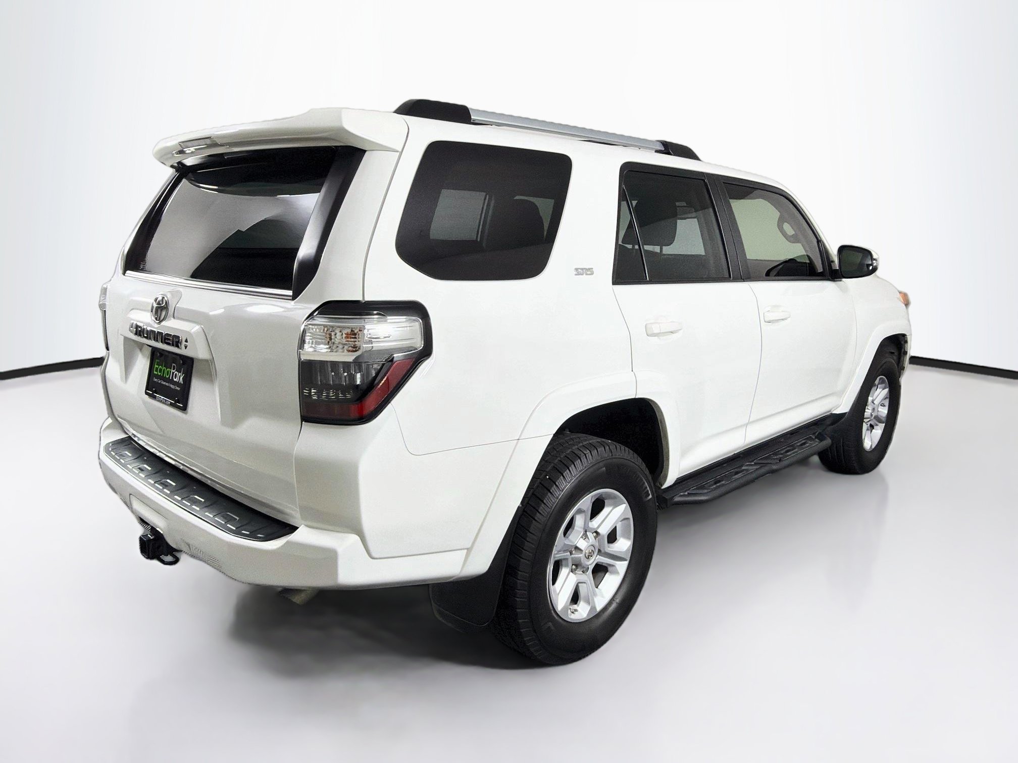 Used 2020 Toyota 4Runner SR5 Premium w/ Moonroof Package AWD/4WD image 9