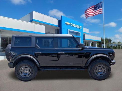 Used 2025 Ford Bronco Big Bend w/ Black Diamond Package image 3