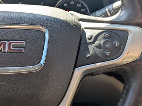 Used 2019 GMC Acadia SLT image 12