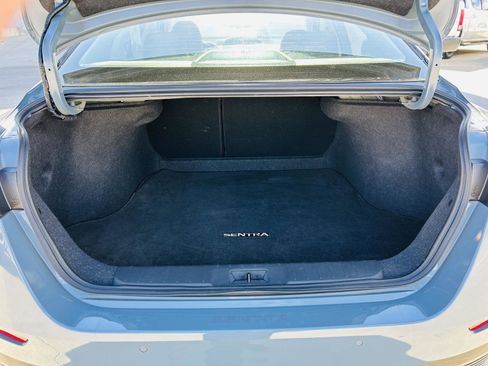 Used 2024 Nissan Sentra SR w/ SR Premium Package image 29