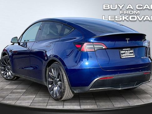 Used 2022 Tesla Model Y Performance AWD/4WD image 2