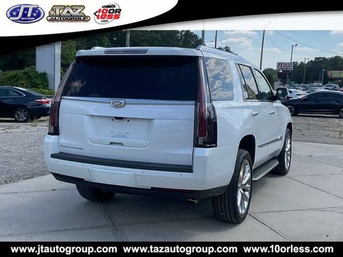 Used 2019 Cadillac Escalade Luxury AWD/4WD image 7
