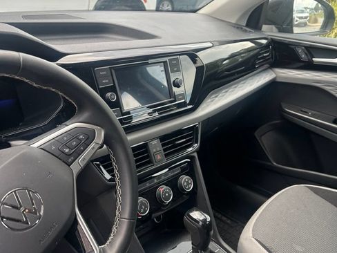 Used 2023 Volkswagen Taos S FWD image 5