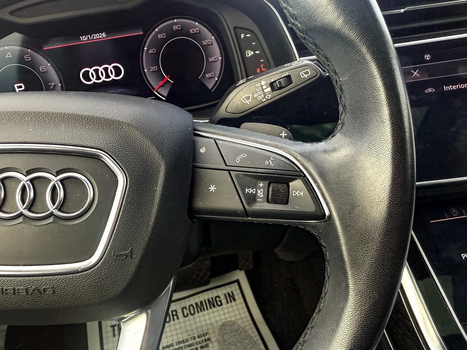 Used 2023 Audi Q8 Prestige AWD/4WD image 30