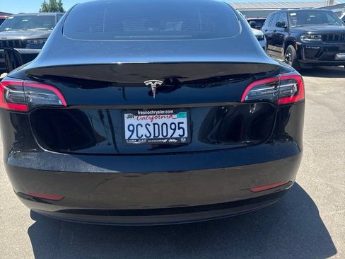 Used 2022 Tesla Model 3 RWD image 4