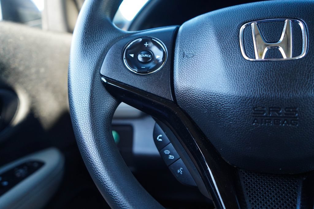 Used 2021 Honda HR-V LX image 27
