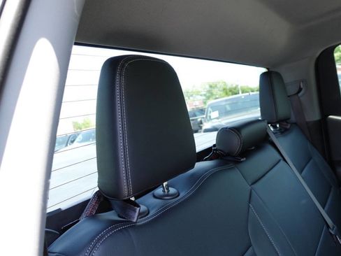 Used 2022 Chevrolet Silverado 1500 Custom Trail Boss image 33