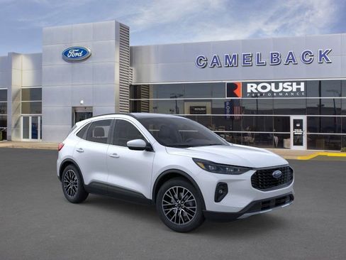 New 2025 Ford Escape Base w/ PHEV Premium Package image 30