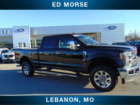 Used 2019 Ford F250 Lariat w/ Chrome Package image 5