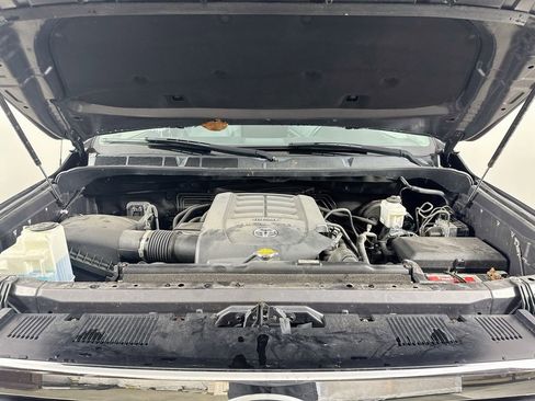 Used 2016 Toyota Tundra SR5 AWD/4WD image 28