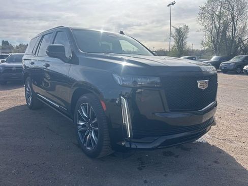 Used 2022 Cadillac Escalade Sport w/ Touring Package image 8