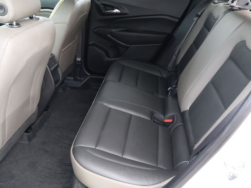 Used 2025 Chevrolet Trax ACTIV image 21