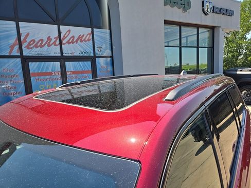 Used 2025 Jeep Grand Cherokee L Limited w/ Luxury Tech Group II image 20