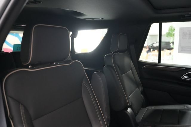 Used 2023 Chevrolet Tahoe Premier AWD/4WD image 22