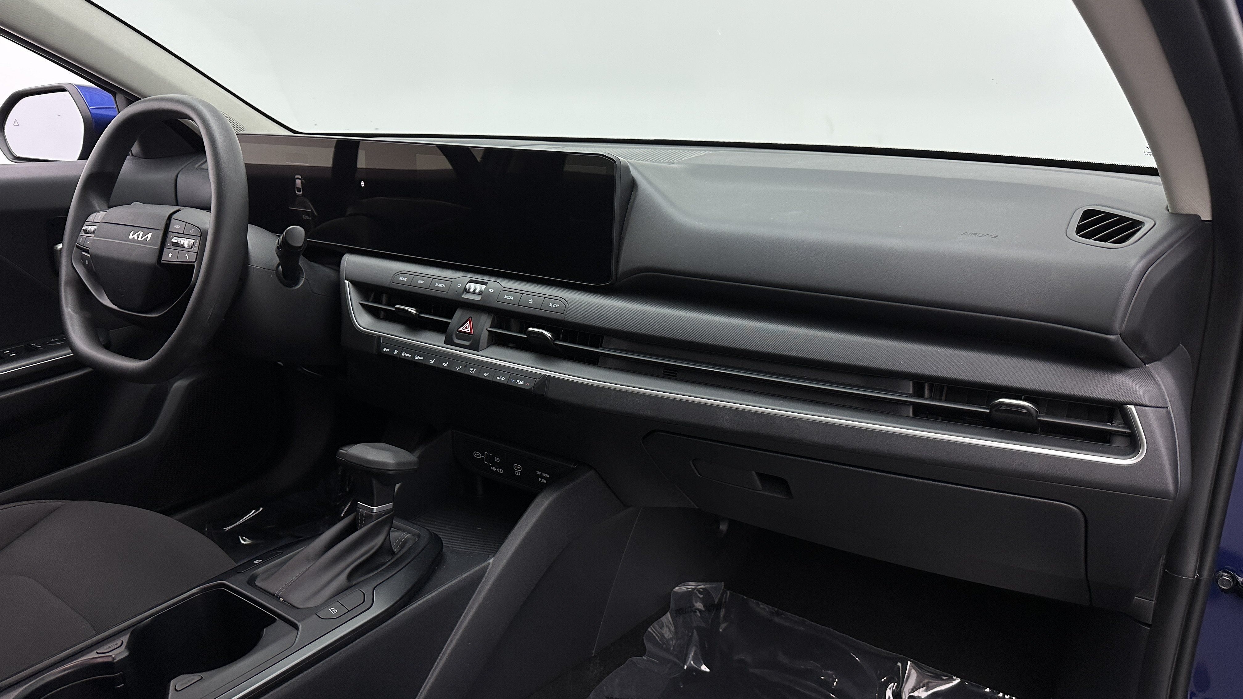 Used 2026 Kia K4 FWD image 37