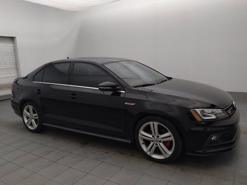 Used 2016 Volkswagen Jetta GLI SEL FWD image 11
