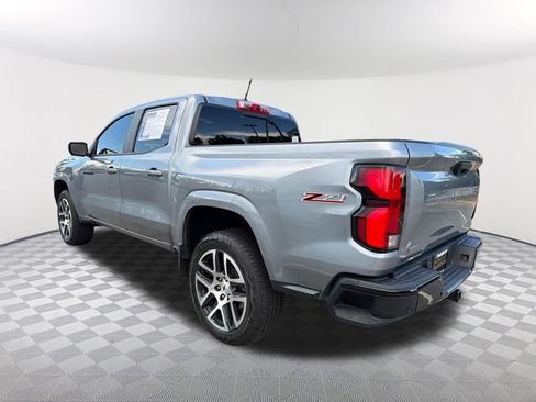 Used 2023 Chevrolet Colorado Z71 w/ Z71 Convenience Package 2 AWD/4WD image 7