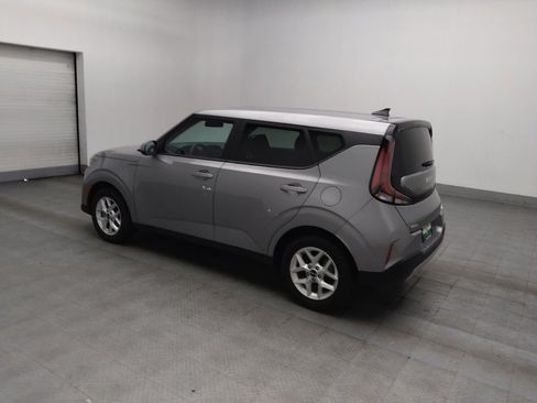 Used 2025 Kia Soul LX w/ LX Technology Package image 3