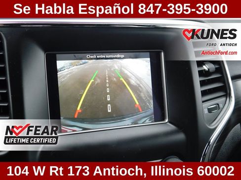 Used 2020 Jeep Grand Cherokee Laredo image 34