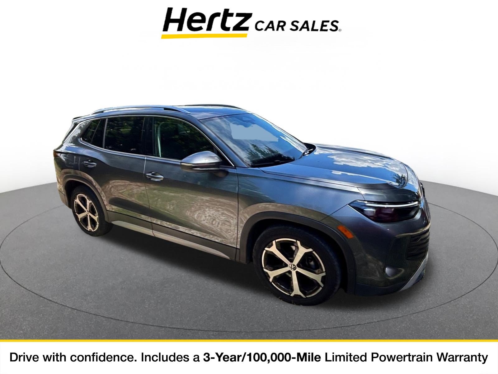 Used 2026 Volkswagen Tiguan SE FWD image 1