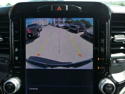 Used 2023 RAM 1500 Limited image 22