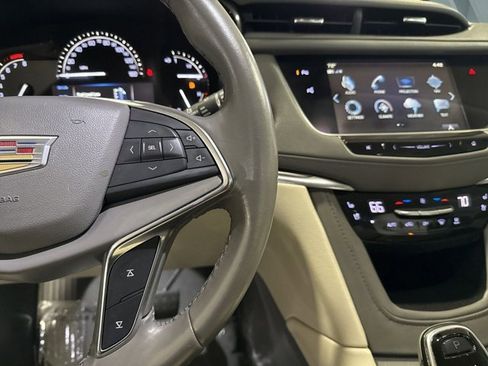 Used 2019 Cadillac XT5 Premium Luxury w/ Driver Assist Package image 25
