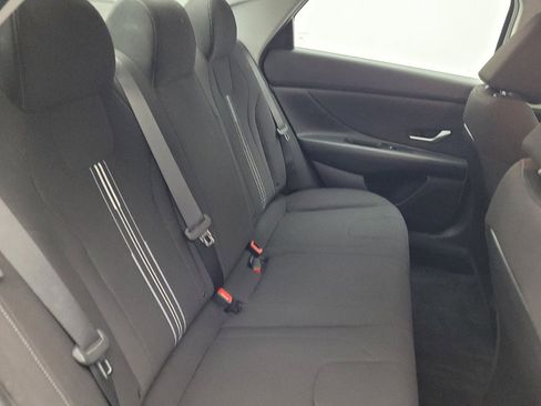 Used 2024 Hyundai Elantra SEL image 19