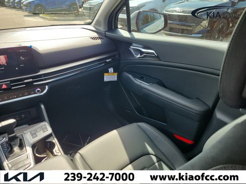 New 2026 Kia Sportage SX FWD image 17