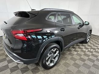 Used 2026 Chevrolet Trax LT w/ Driver Confidence Package FWD video 3