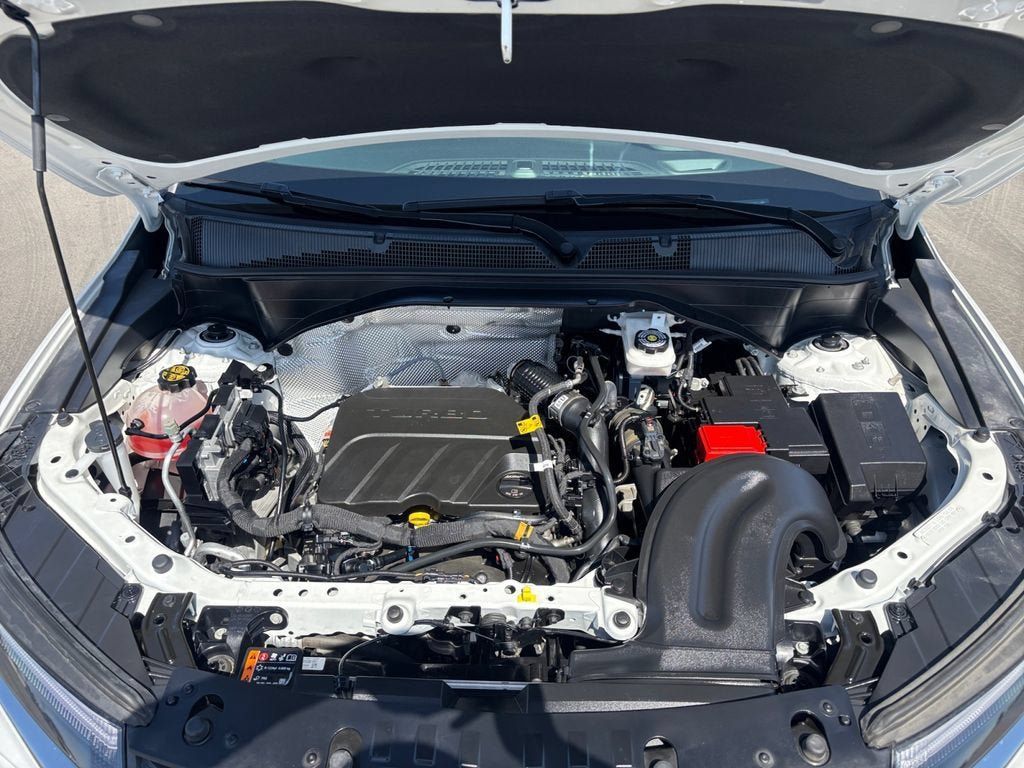Used 2024 Chevrolet TrailBlazer LT w/ LT Cold Weather Package FWD image 20
