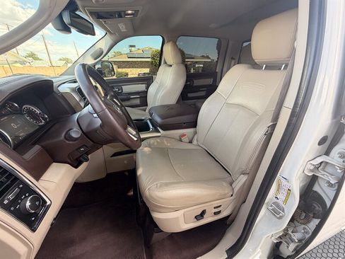 Used 2018 RAM 2500 Laramie AWD/4WD image 18