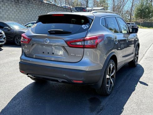 Used 2022 Nissan Rogue Sport SL w/ Premium Package image 5