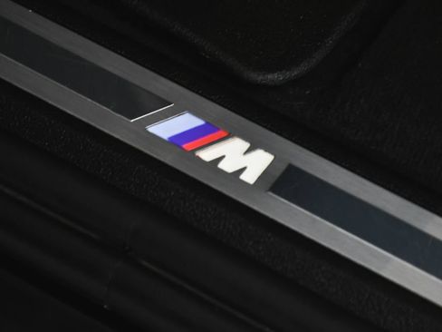 Used 2023 BMW X7 xDrive40i w/ Executive Package AWD/4WD image 12