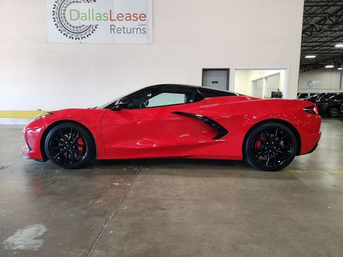 Used 2023 Chevrolet Corvette Stingray Premium Conv w/ Z51 Performance Package RWD image 8