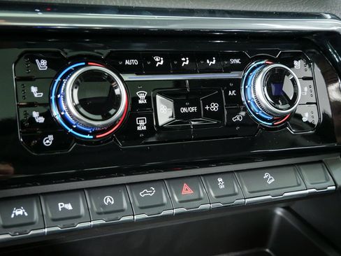 New 2026 GMC Sierra 1500 Denali AWD/4WD image 17