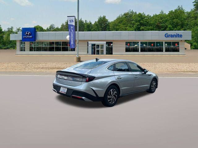 New 2026 Hyundai Sonata Blue FWD image 6