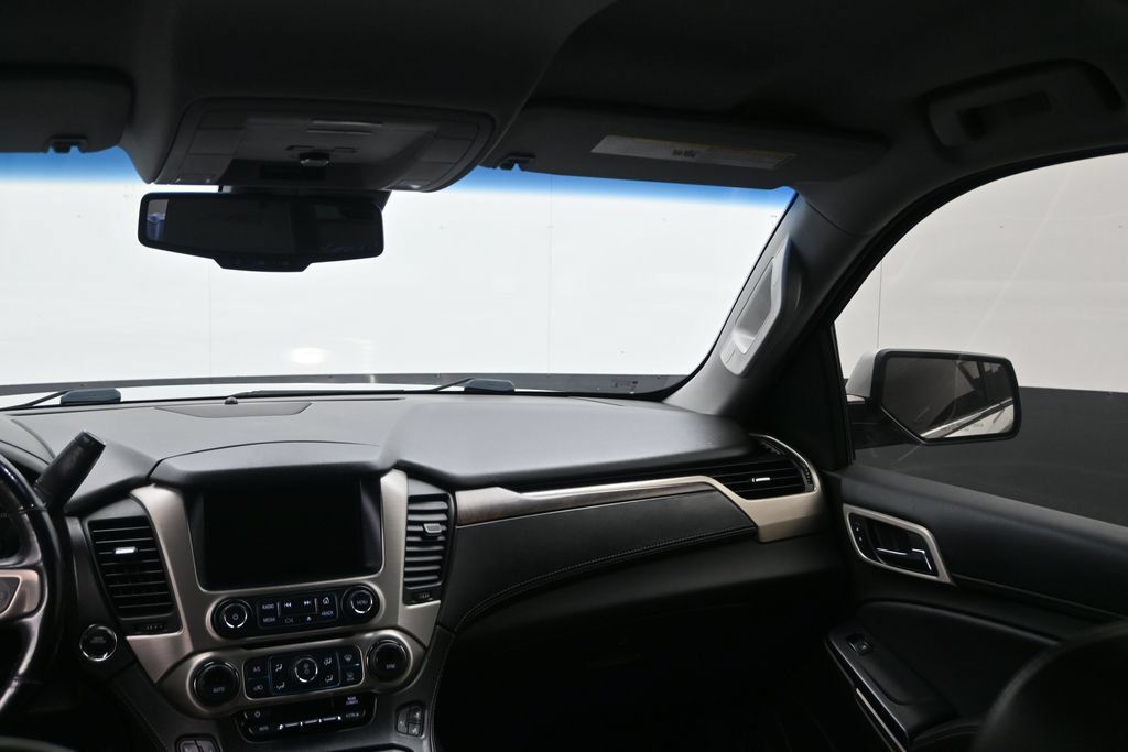 Used 2018 GMC Yukon Denali RWD image 15