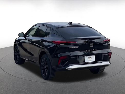 Used 2025 Buick Envista Sport Touring image 11