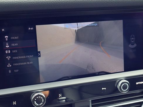 Certified 2023 Porsche Macan image 19