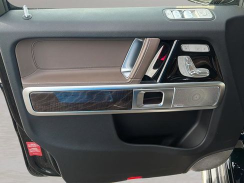 Used 2022 Mercedes-Benz G 550 image 17