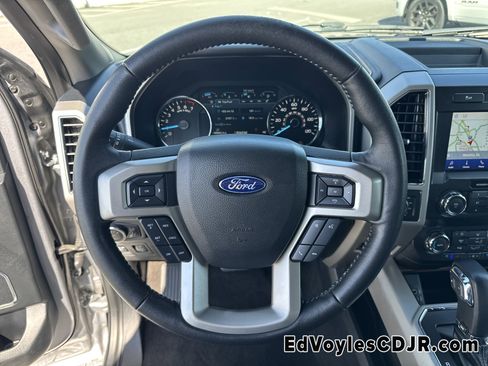 Used 2020 Ford F150 Lariat image 36