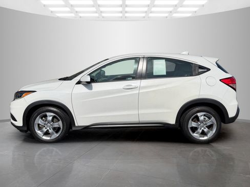 Used 2020 Honda HR-V LX image 3