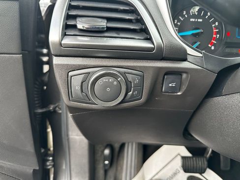 Used 2016 Ford Fusion S w/ Equipment Group 101A image 47