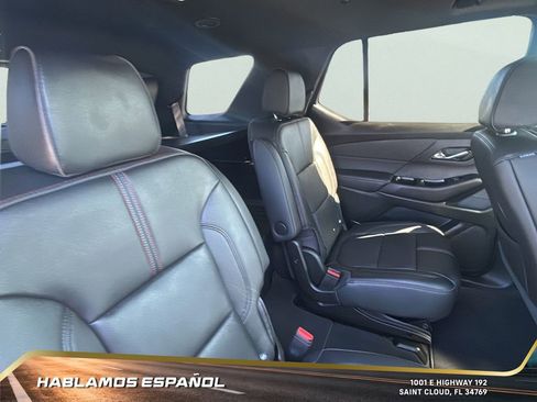Used 2023 Chevrolet Traverse RS image 30